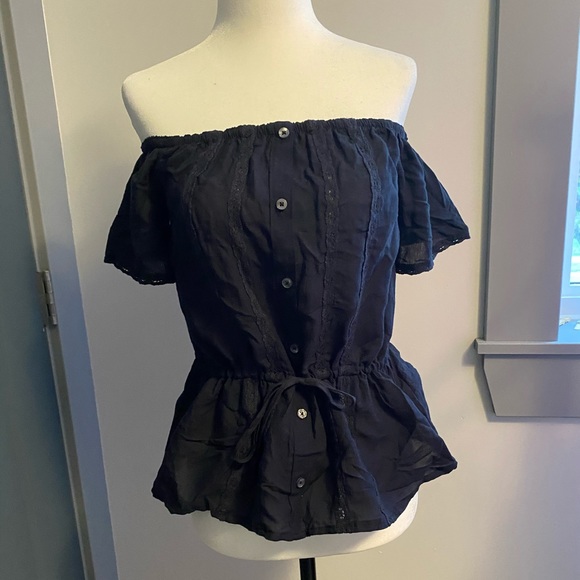 🐦2/30 Abercrombie and Fitch off-shoulder blouse - Picture 1 of 7